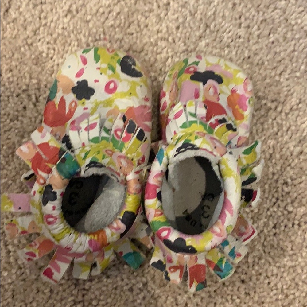 Freshly picked floral Mocs